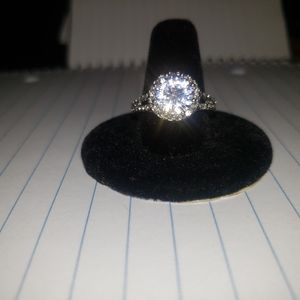 Diamond 💎 Type Ring .925